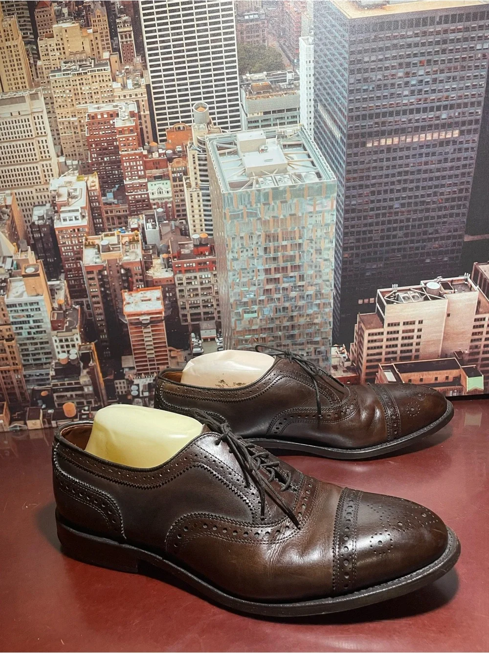 Allen Edmonds Men's Leather Cap-Toe Oxfords 10 .5 D Brown USA